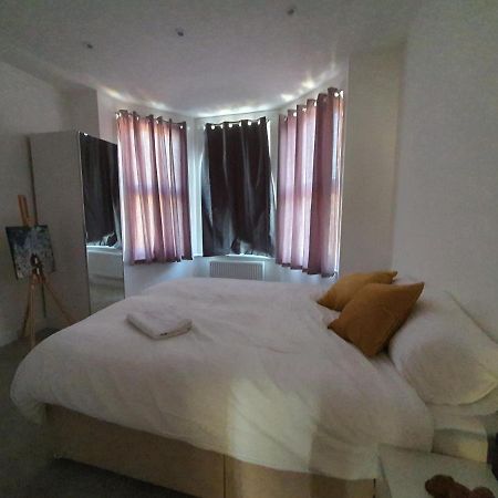 埃奇韦尔Marble House公寓 外观 照片